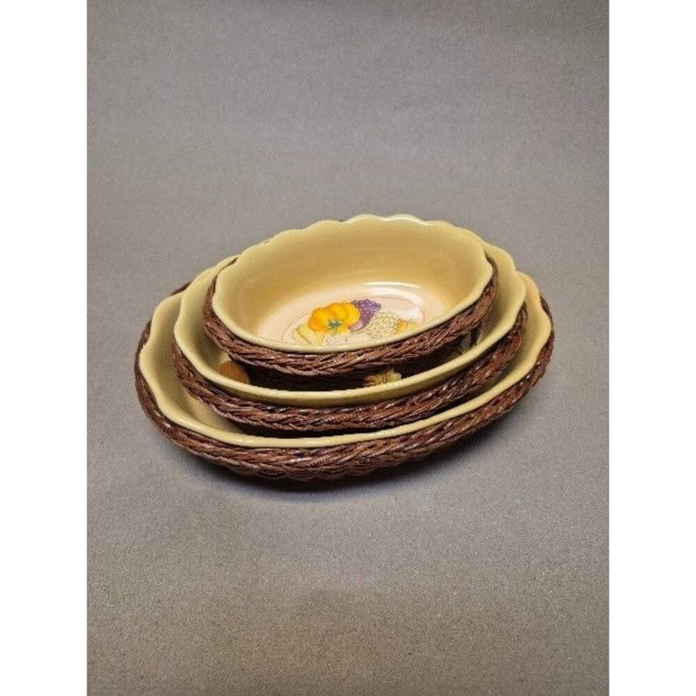 Vintage Spinnaker Oval Casserole Dishes w Wicker Holders Set of 3 Farmhouse
